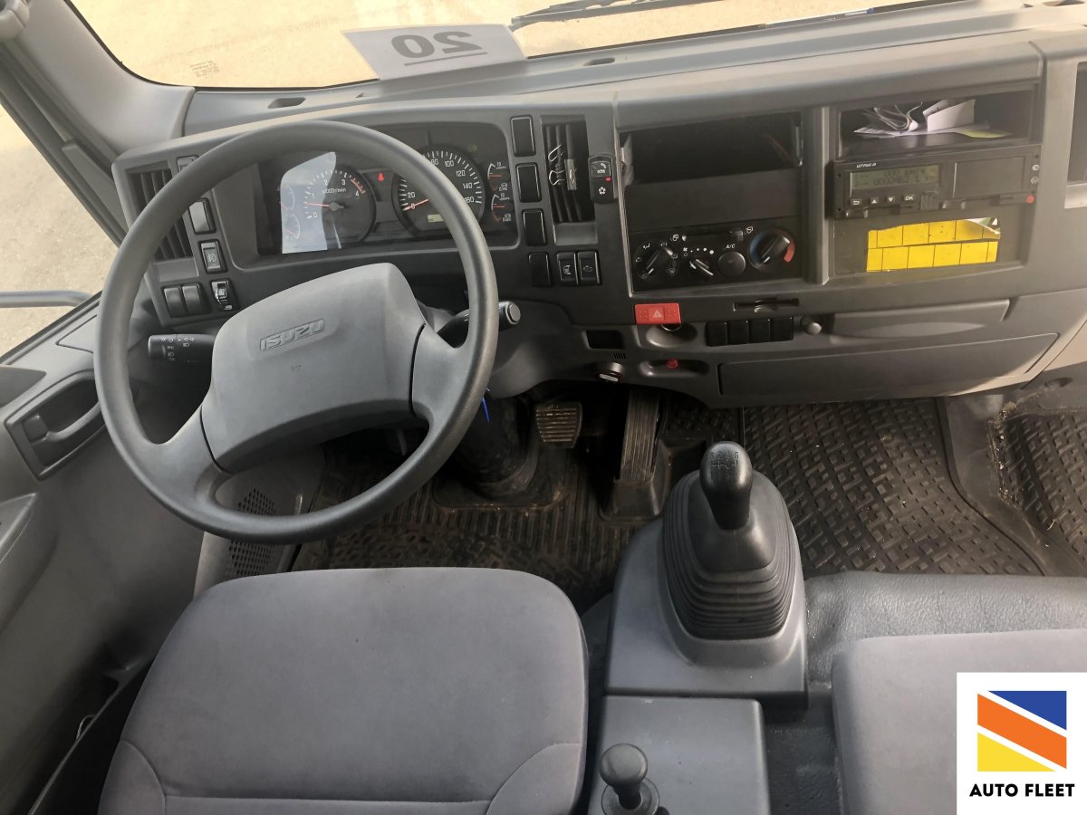 Isuzu nqr90 кабина