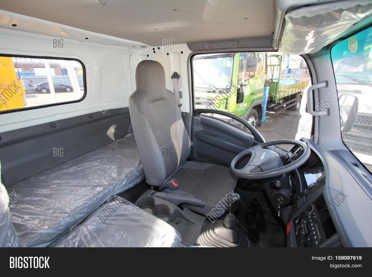 Кабина Исузу 5 тонн