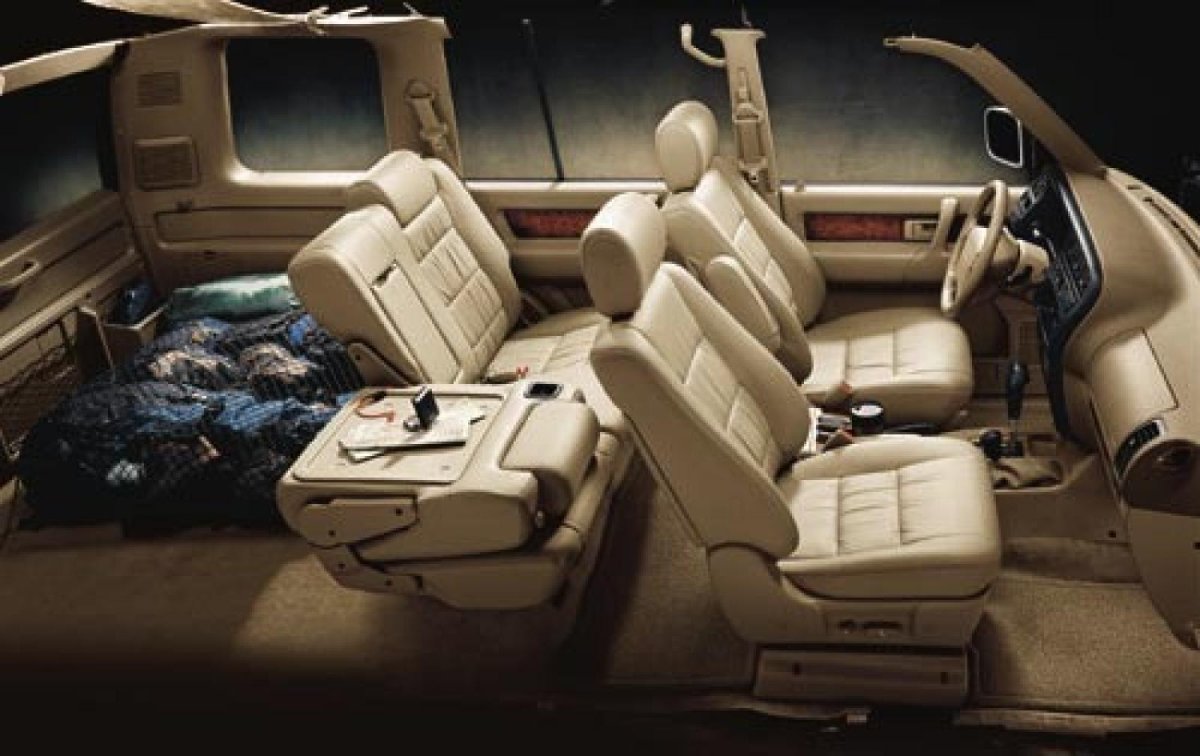 Isuzu Trooper 1 салон