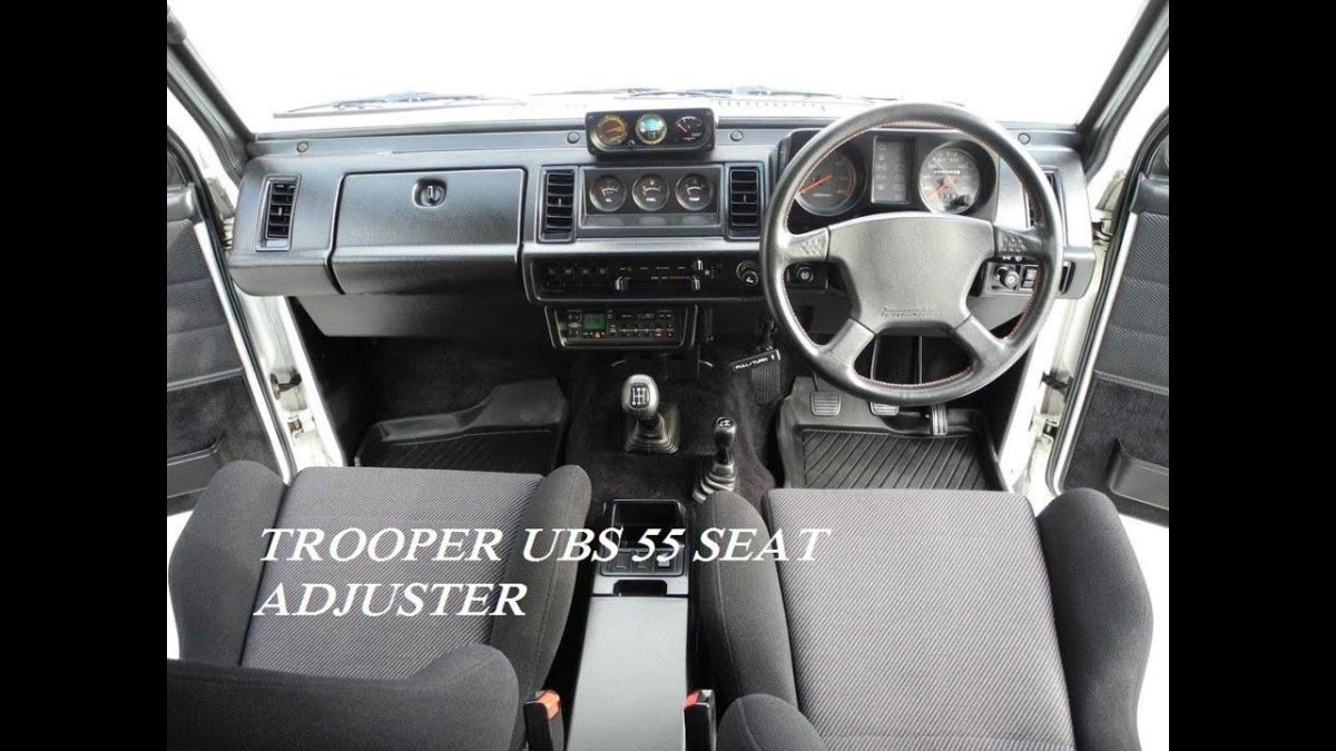 Исузу Трупер 1 салон