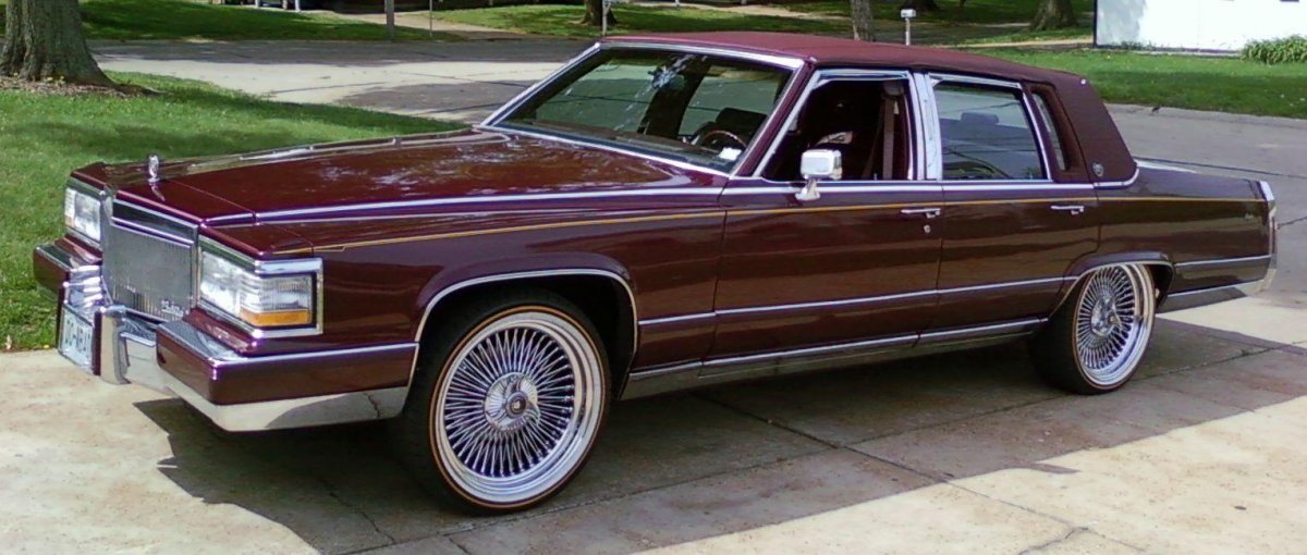 Cadillac Brougham 1990