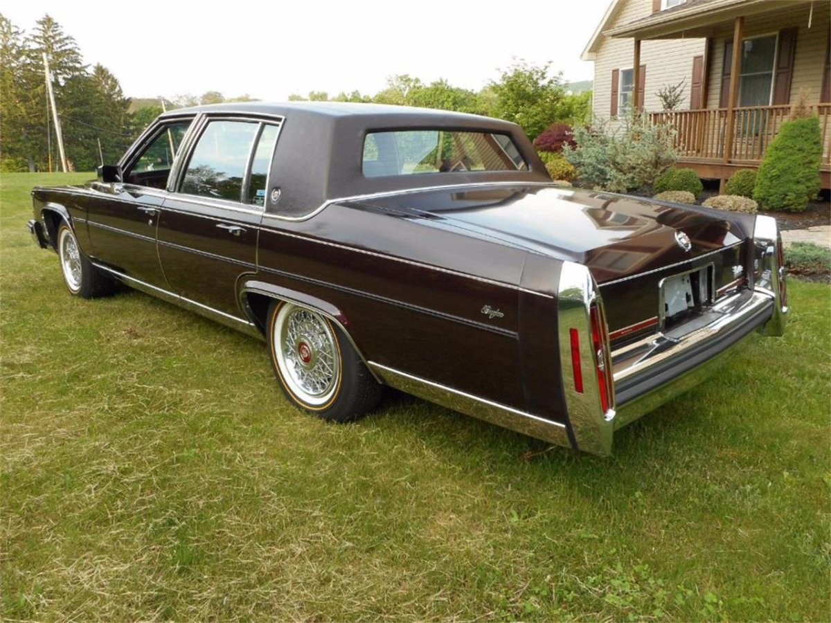 Cadillac Brougham 1987