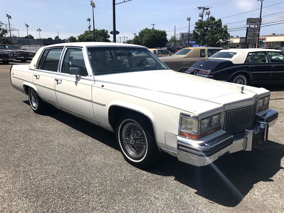 Cadillac Fleetwood Brougham 1987