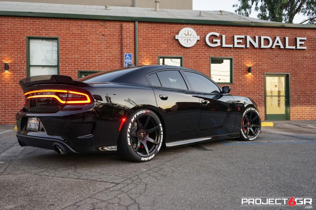 Dodge Charger Hellcat