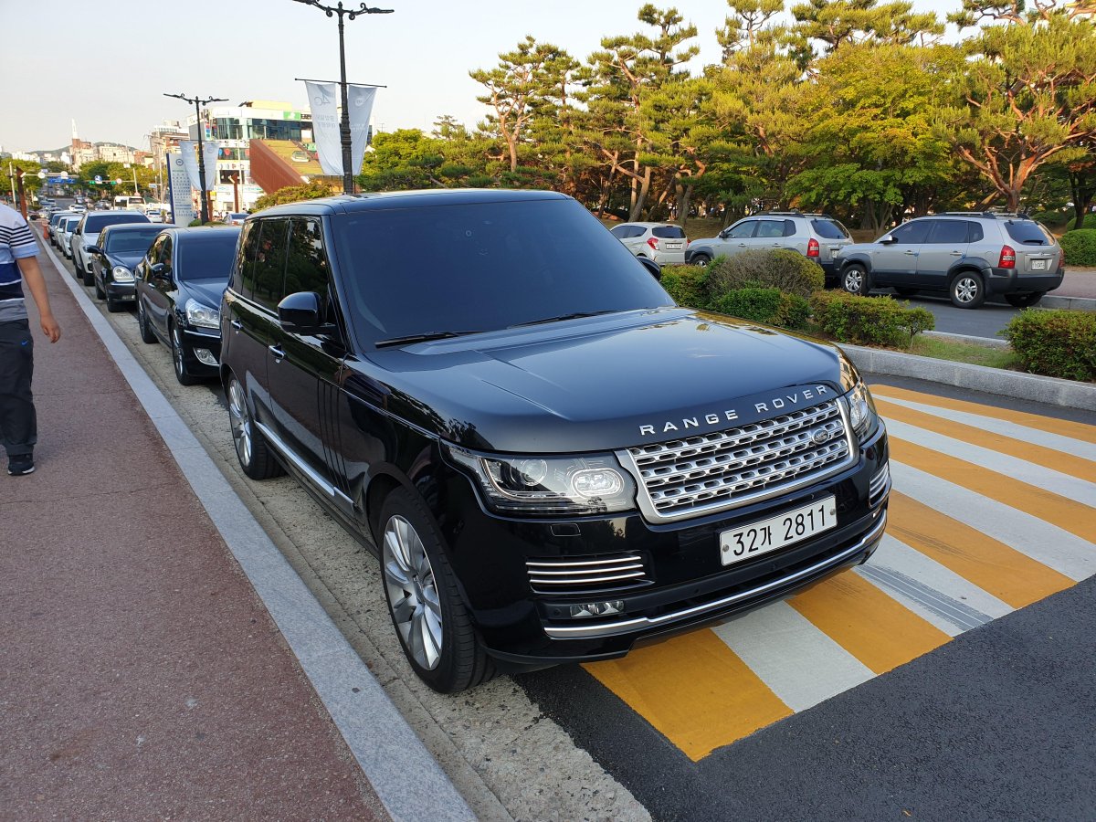 Range Rover l405 черный