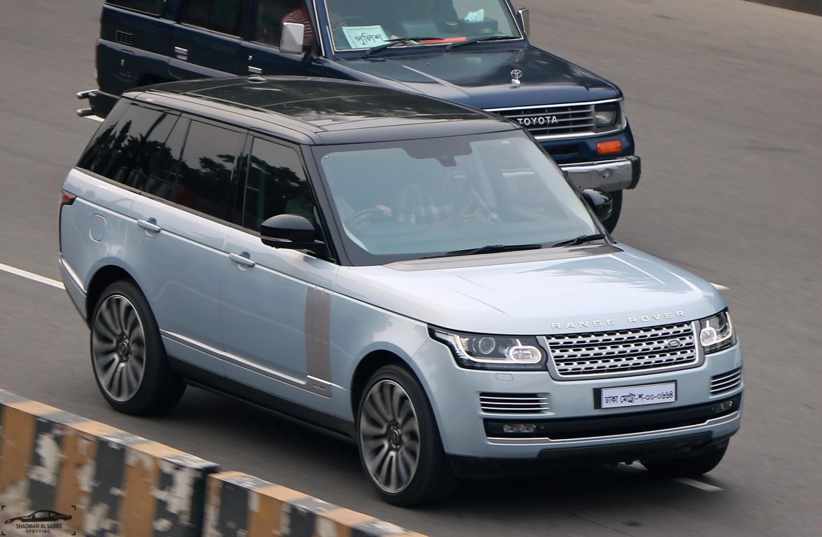 Range Rover 405