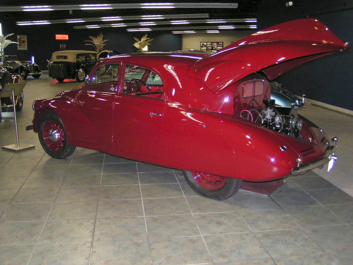 1938 Tatra t97 Aero sedan.