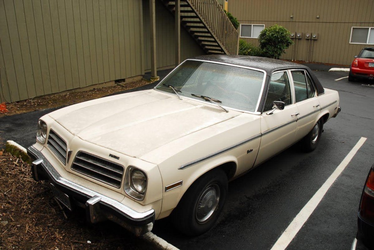 Pontiac Ventura 1977