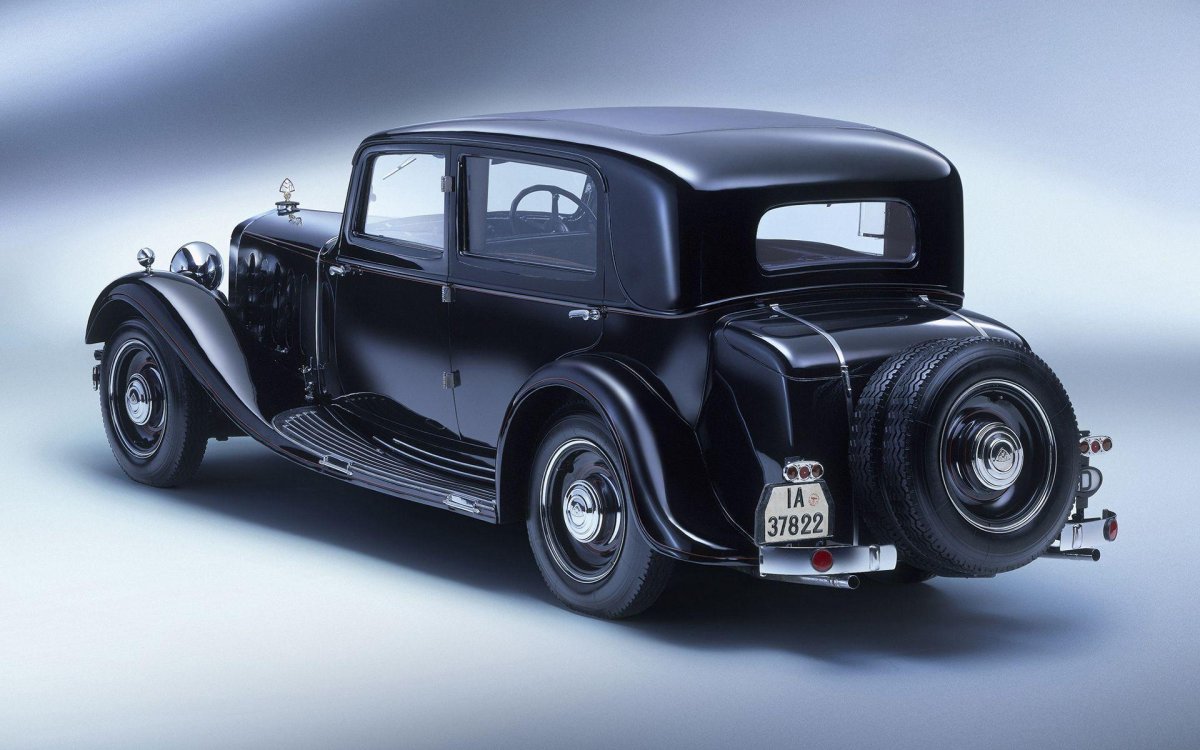 Maybach Zeppelin DS 7