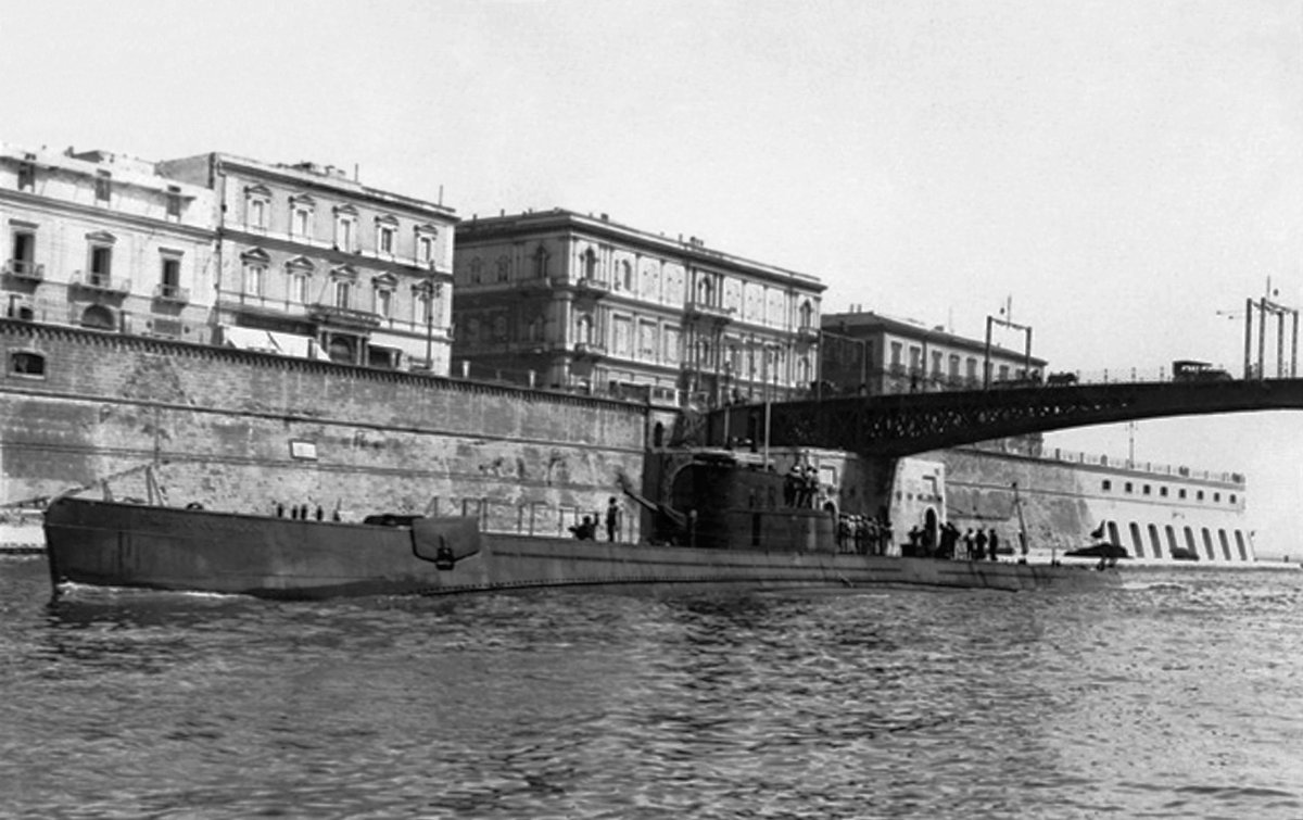 Итальянская подлодка Пьетро Кальви