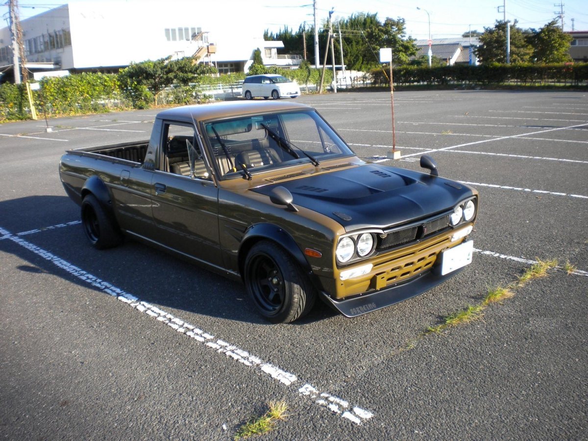 Nissan Skyline 2000 Pickup