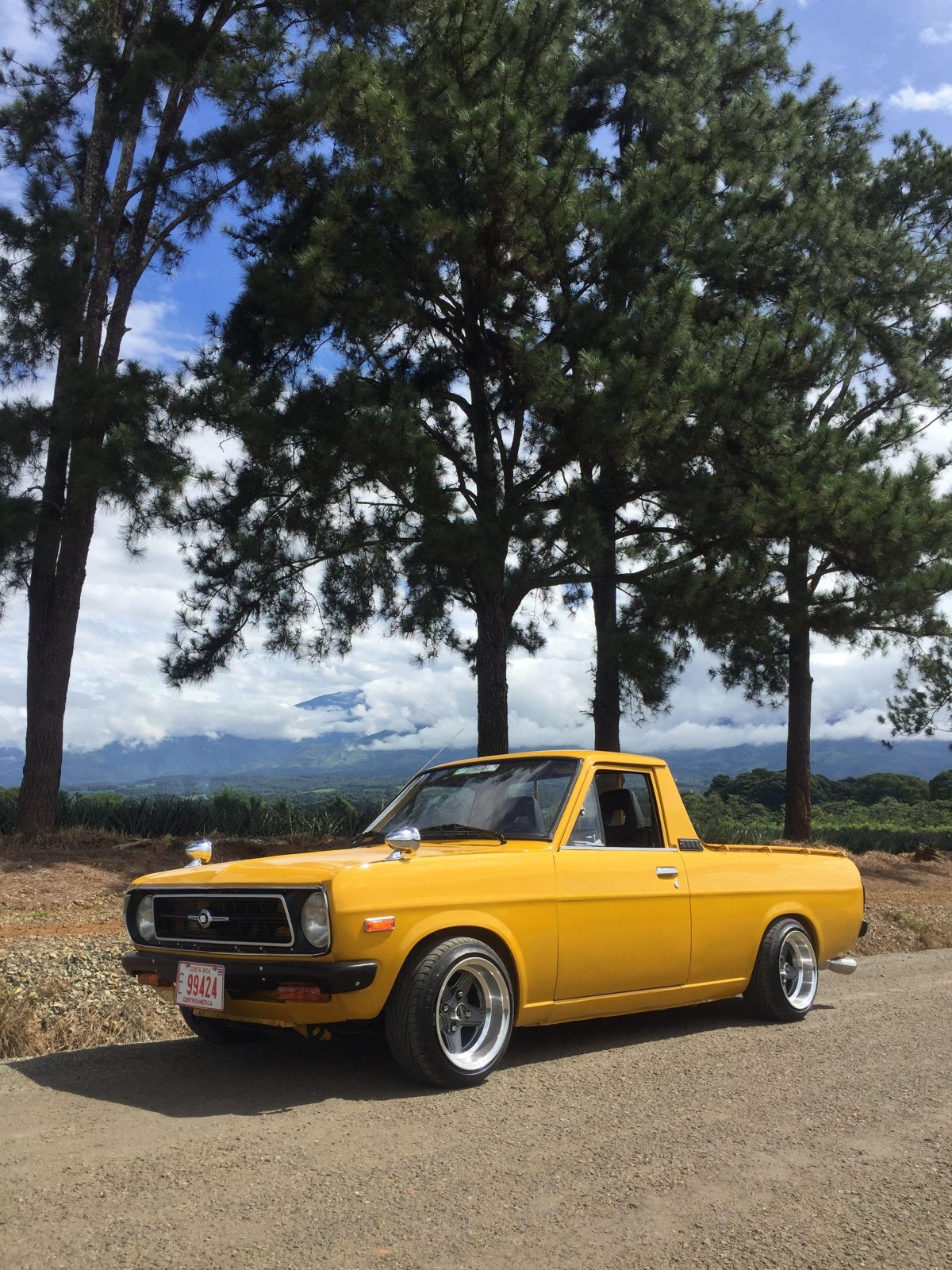 Datsun Sunny Truck