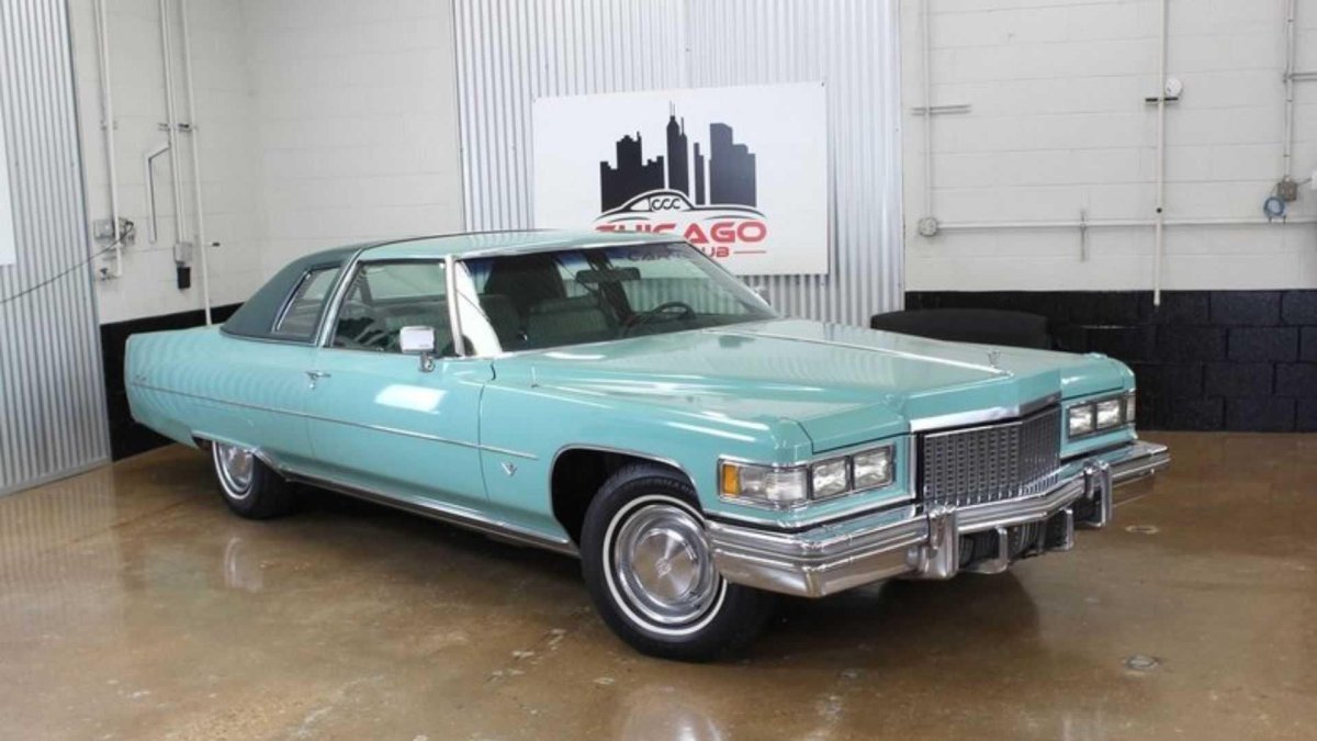 Кадиллак купе Девиль 1975