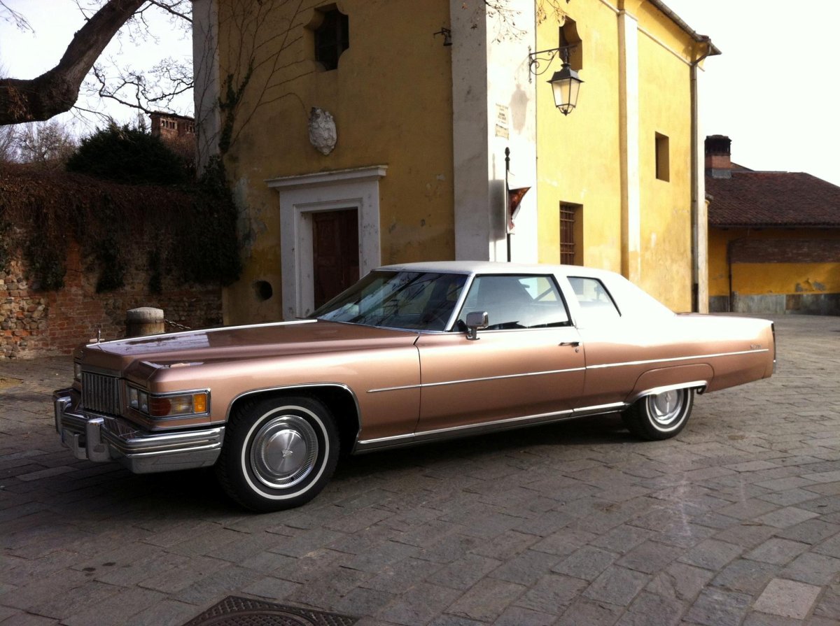 Кадиллак купе Девиль