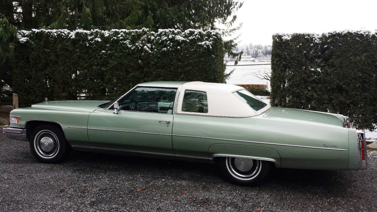 Кадиллак купе Девиль 1975