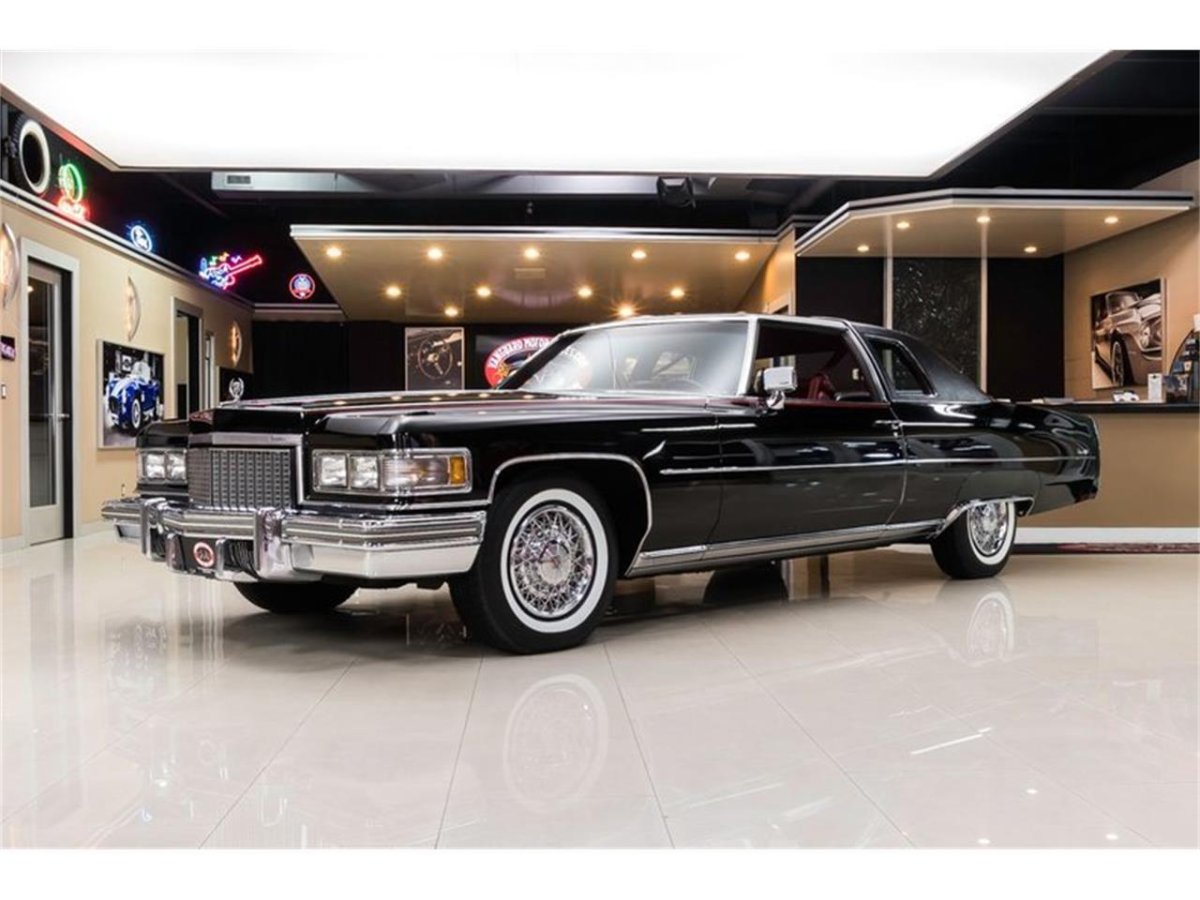 Кадиллак Deville 1975