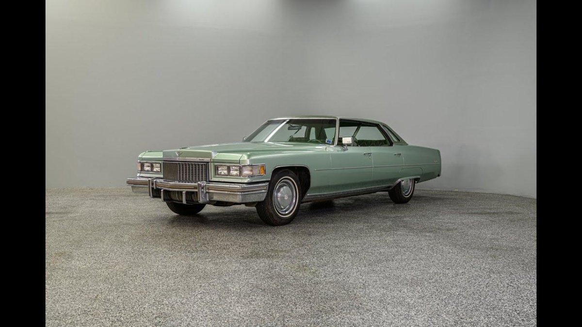 Cadillac 1975