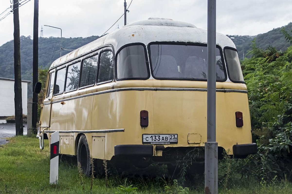 Робур ЛО 2002