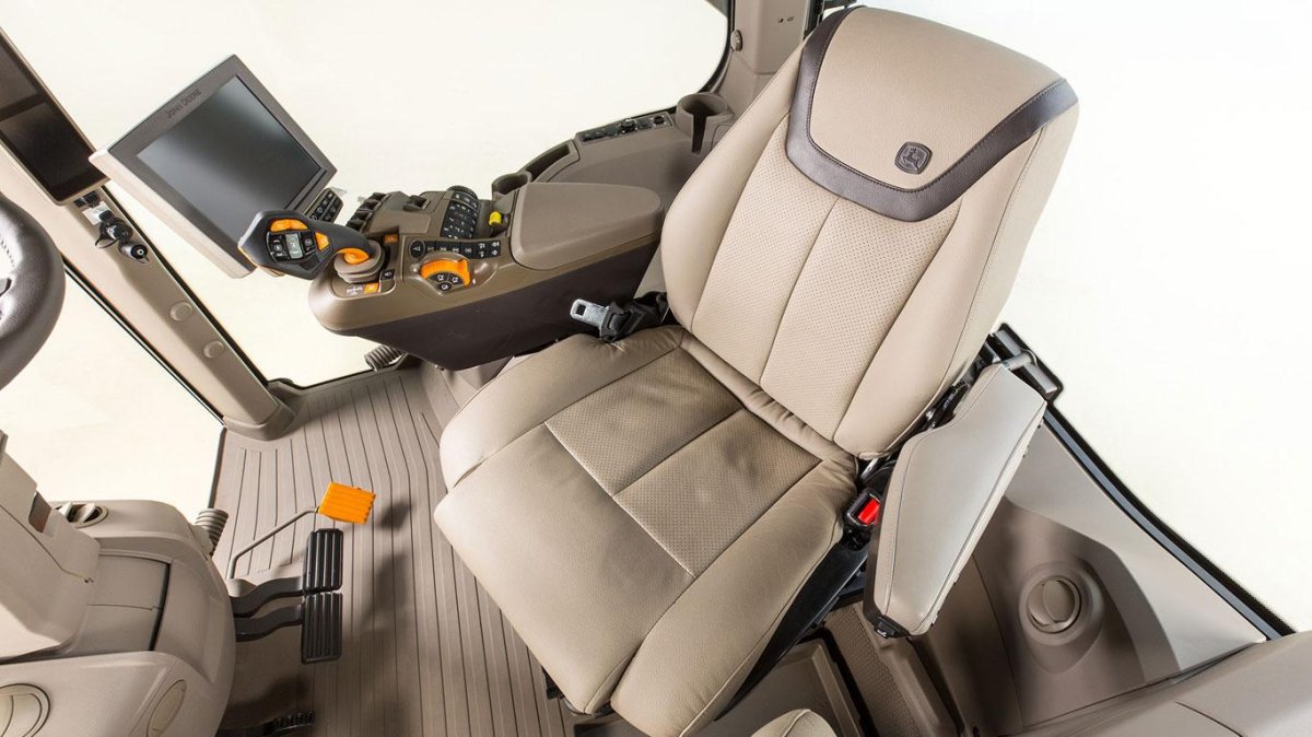 Кабина John Deere 8r