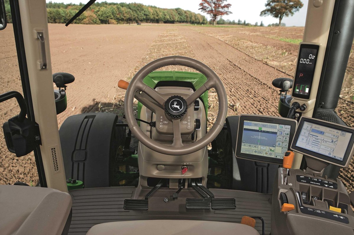 Трактор Джон Дир 8320r кабина