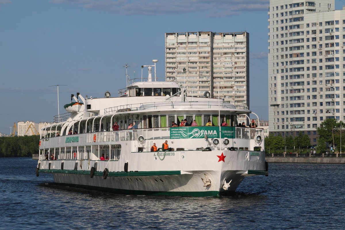 Свешников теплоход