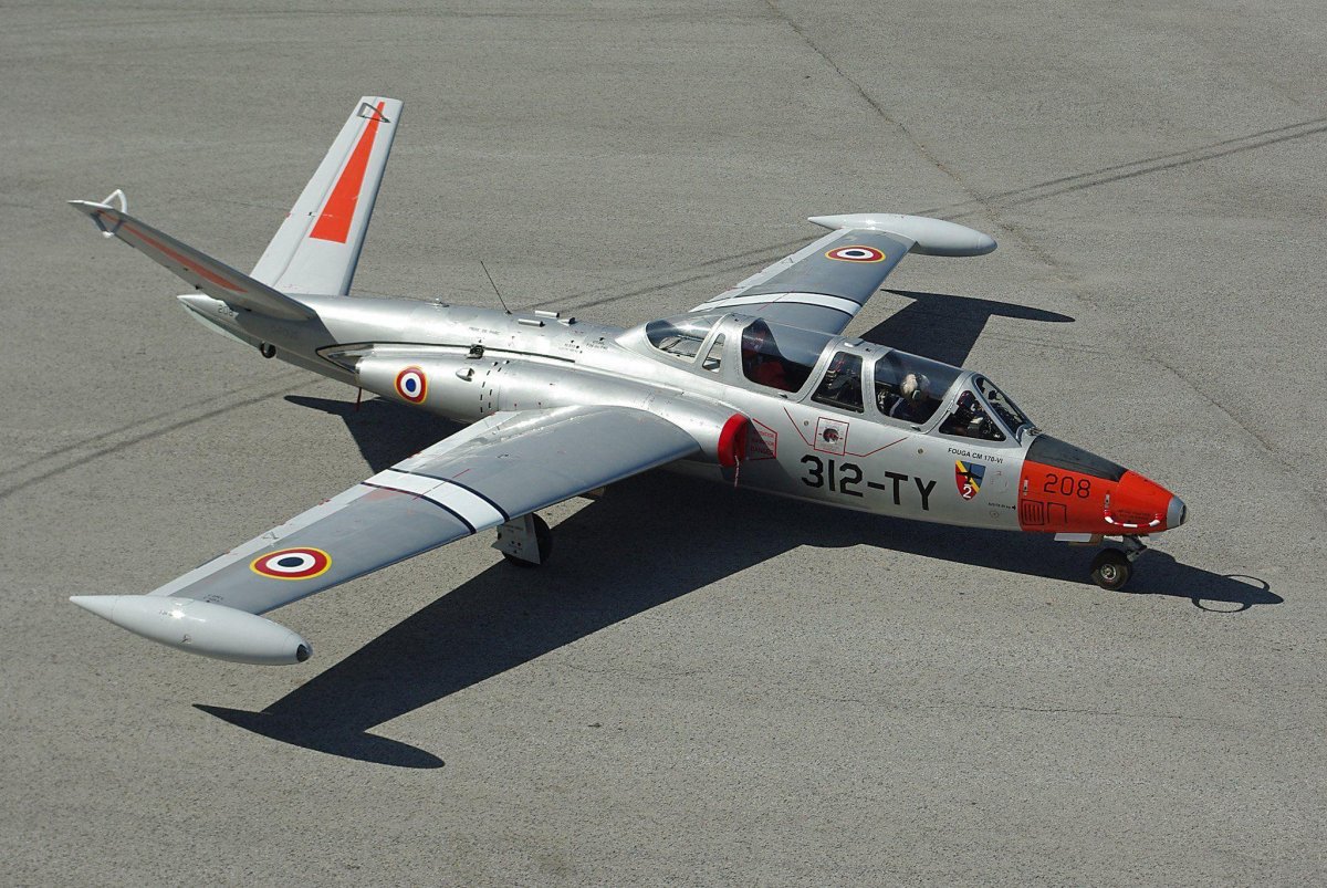Fouga cm.170 Magister