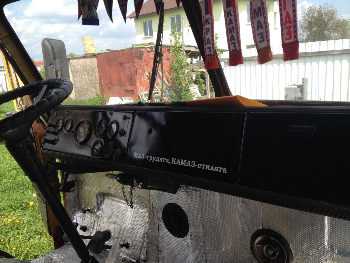 МАЗ 5549 кабина