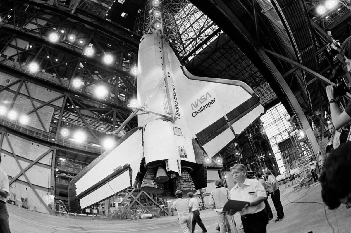 Спейс шаттл Челленджер
