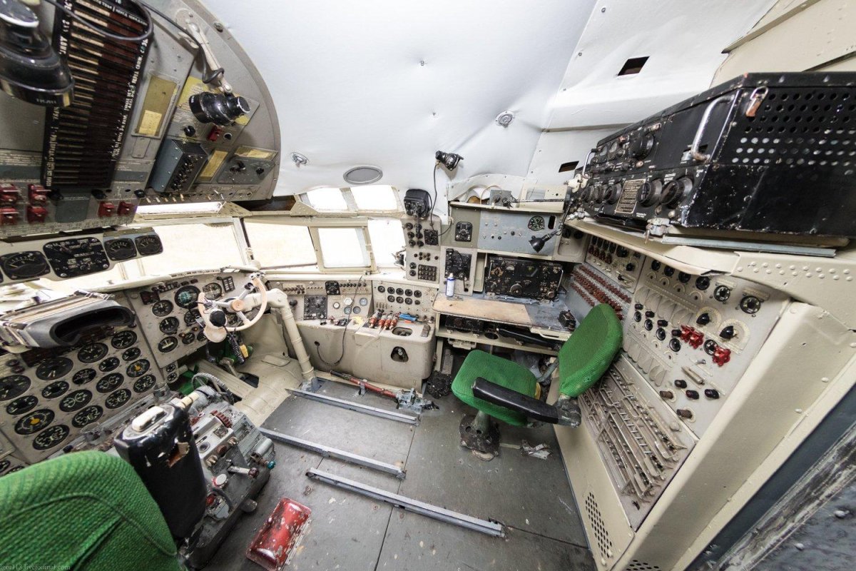 Ил-76 кабина стрелка