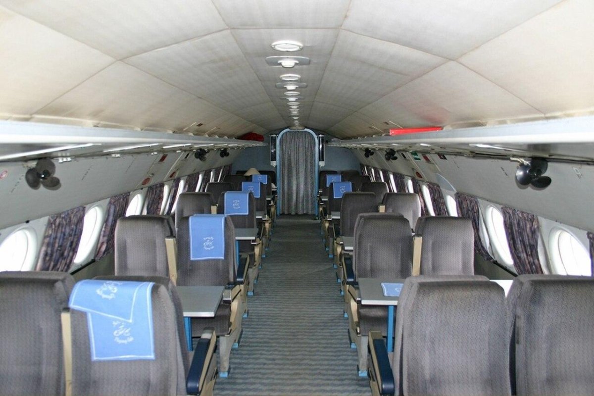 Ил 18 внутри