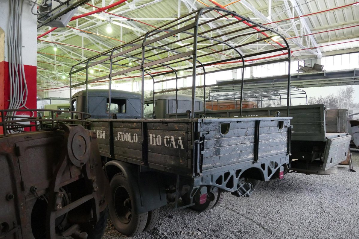 Первый большегрузный автомобиль в мире