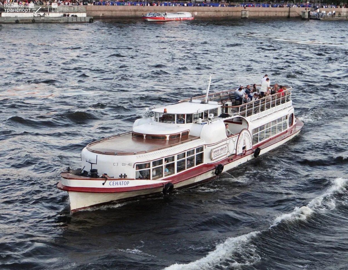 Речной теплоход проекта 544 Москвич