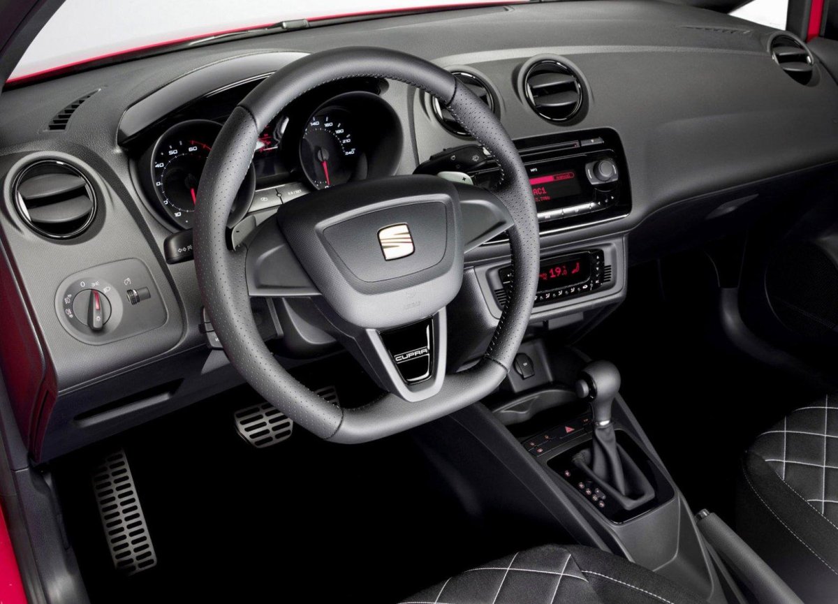 Сеат Ибица 2012