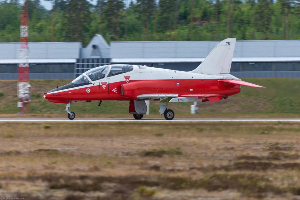 Учебный самолет