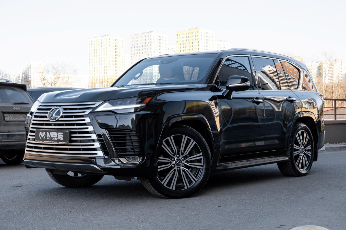 Lexus LX 600 2008