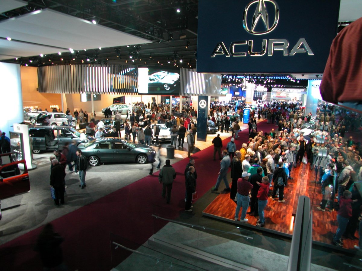 Автомобильная выставка Детройт