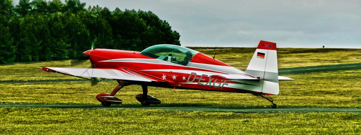 Одиночный самолет