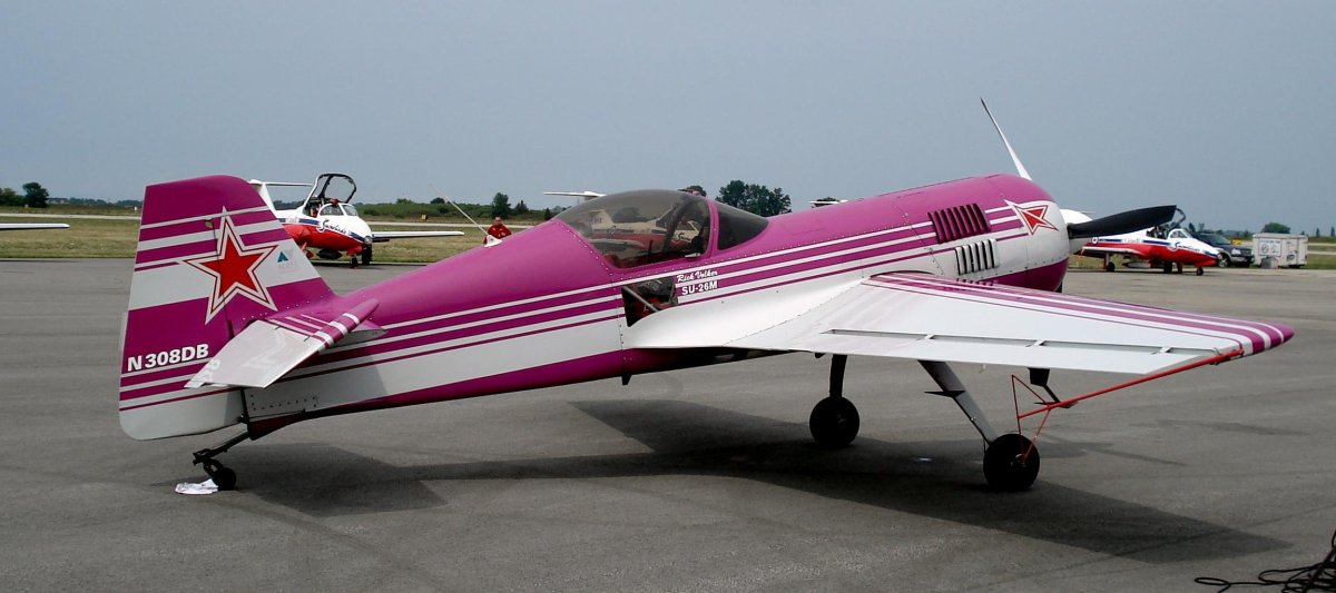 Спортивный самолет Су-26