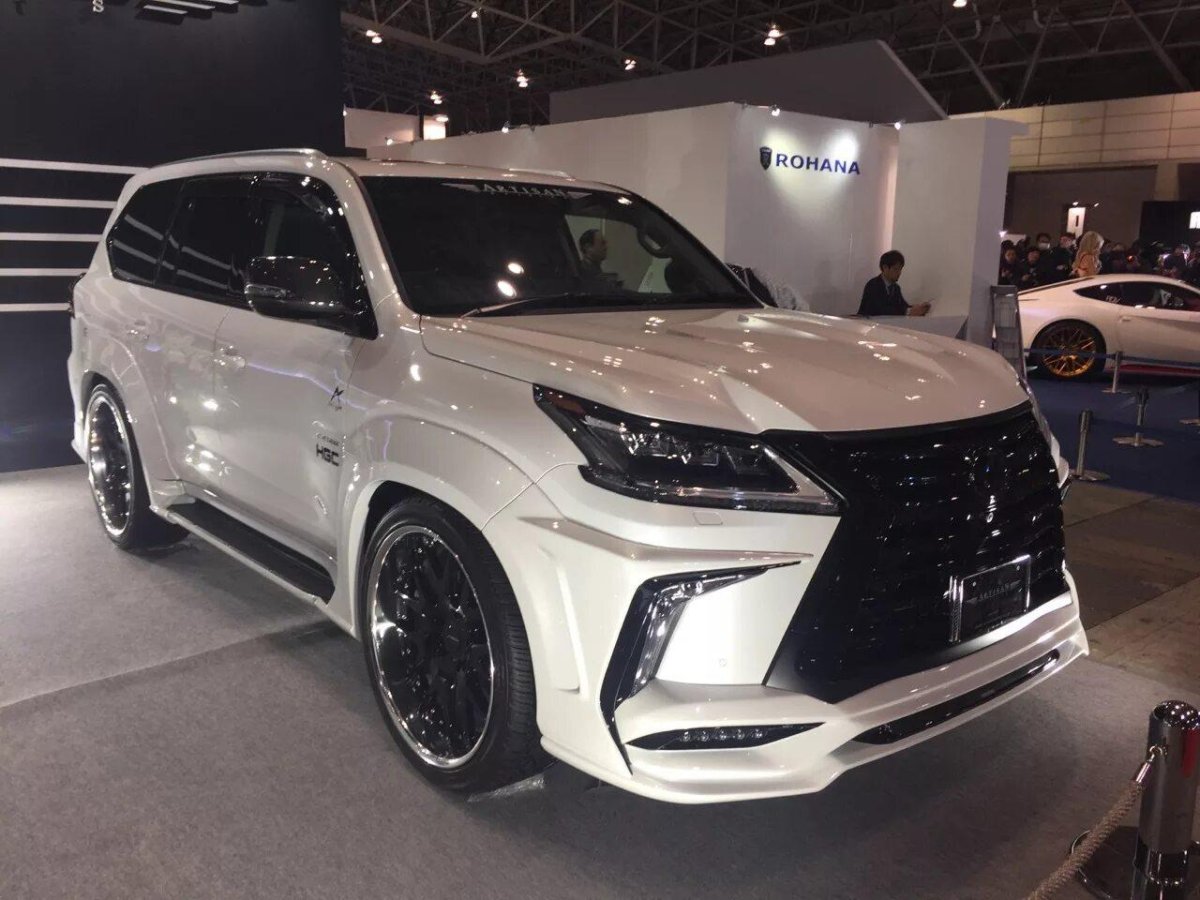 Lexus lx570 Mansory