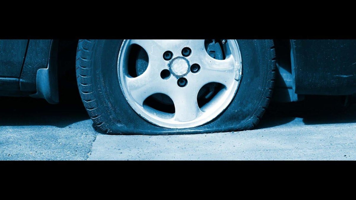 Пробитое колесо