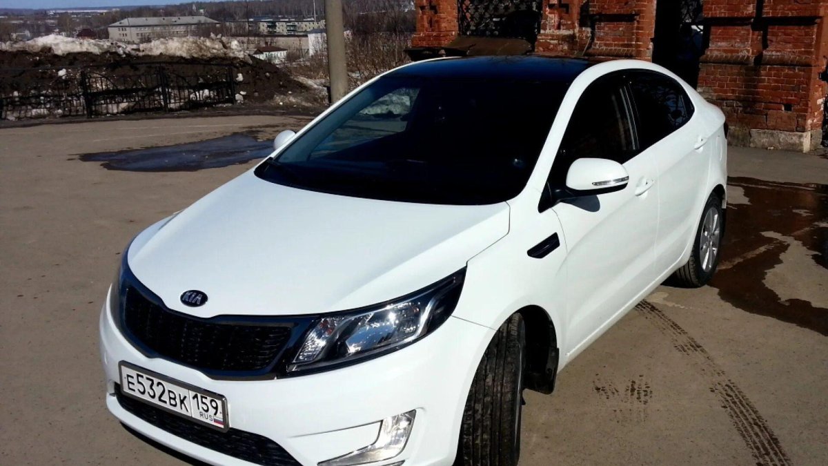 Киа Рио 3 белая