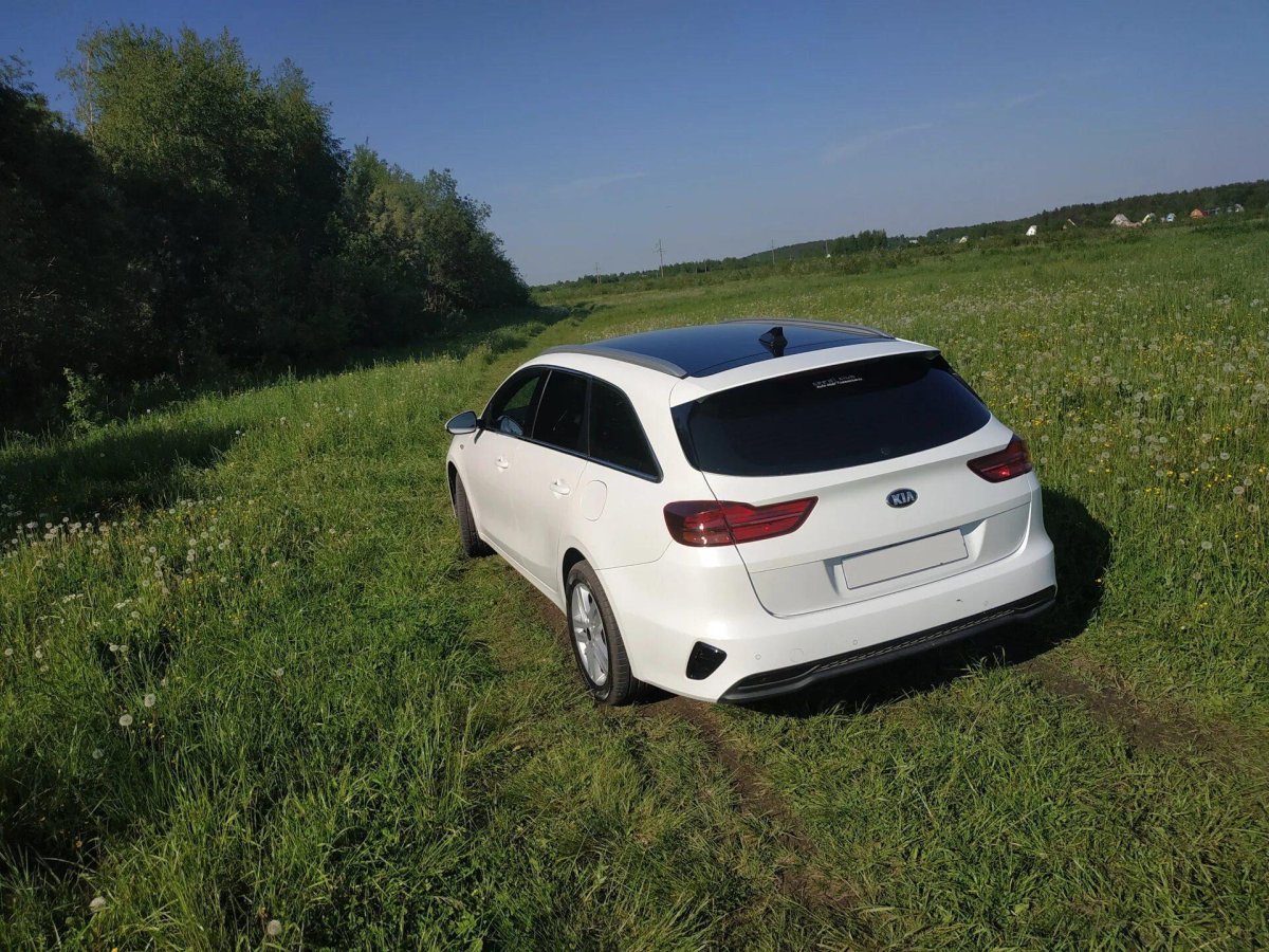 Kia Ceed с панорамной крышей