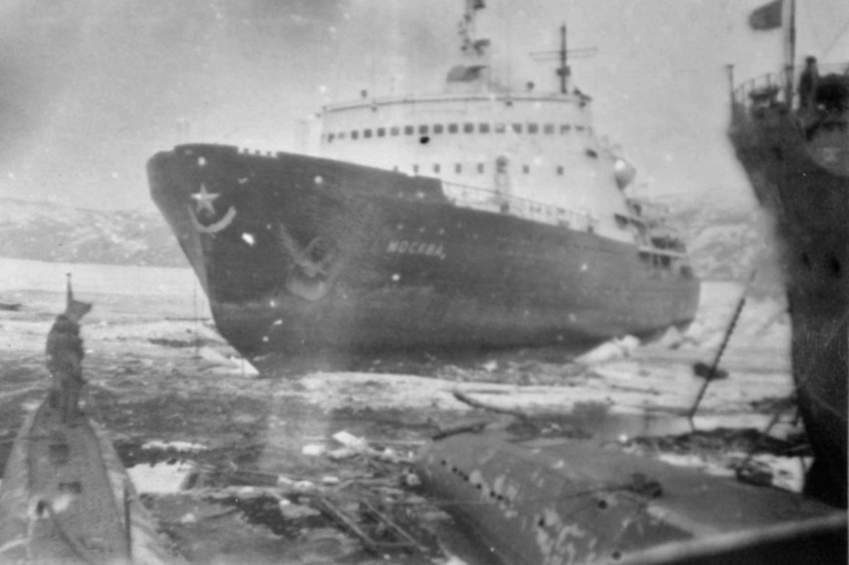 Ледокол Мурманск 1968