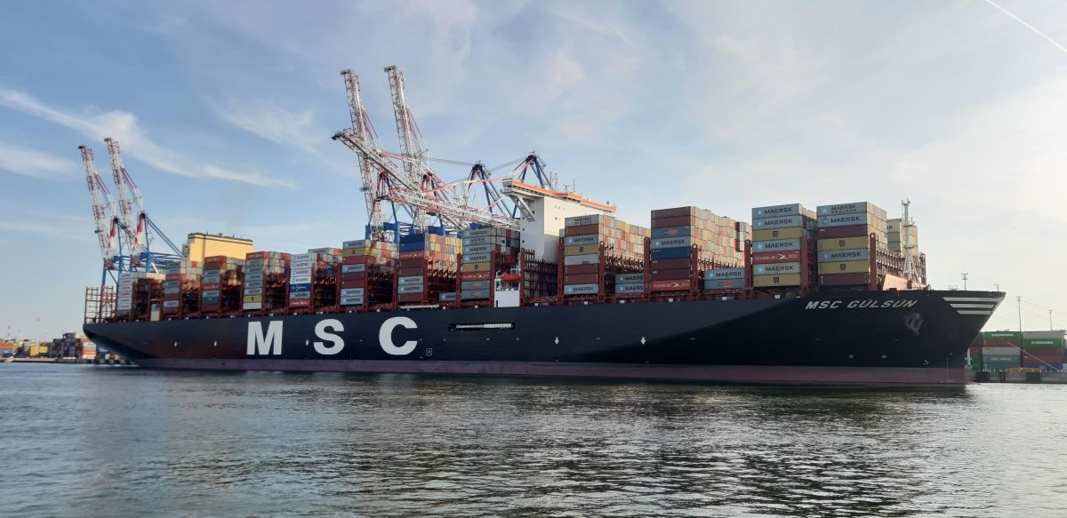 Контейнеровоз MSC Gülsün