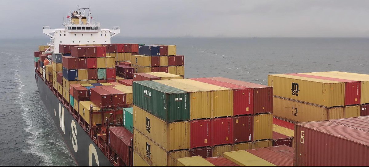 Фидерный контейнеровоз «FESCO Askold»