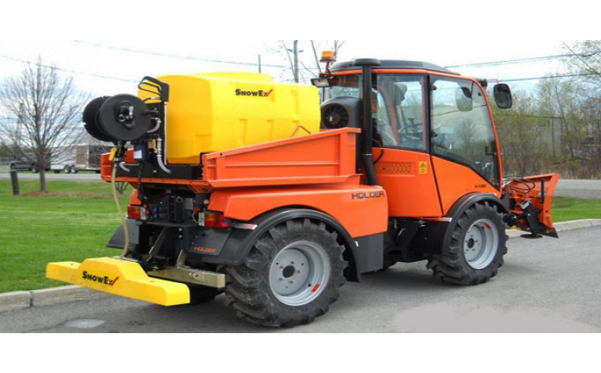 Распределитель жидких реагентов трактор