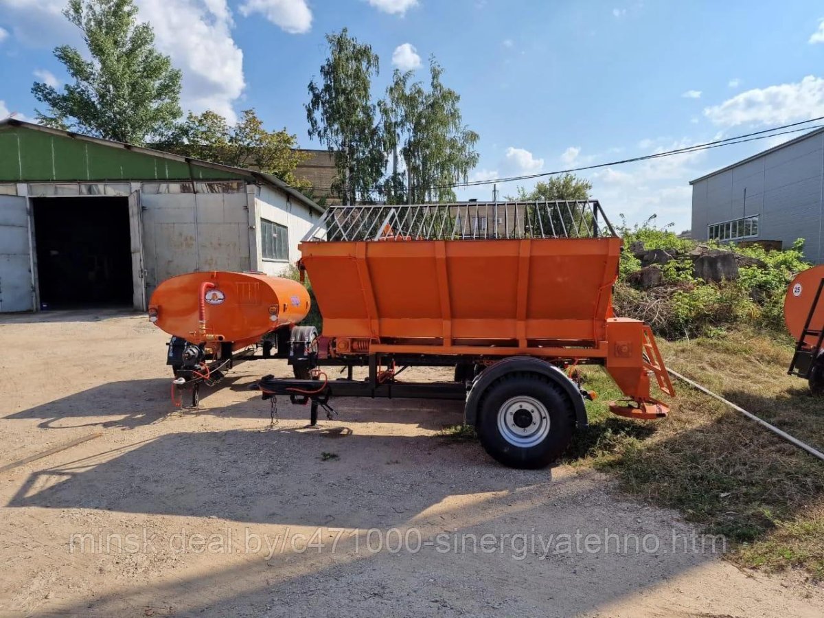 Пескоразбрасыватель полуприцепной ПРР-3,6