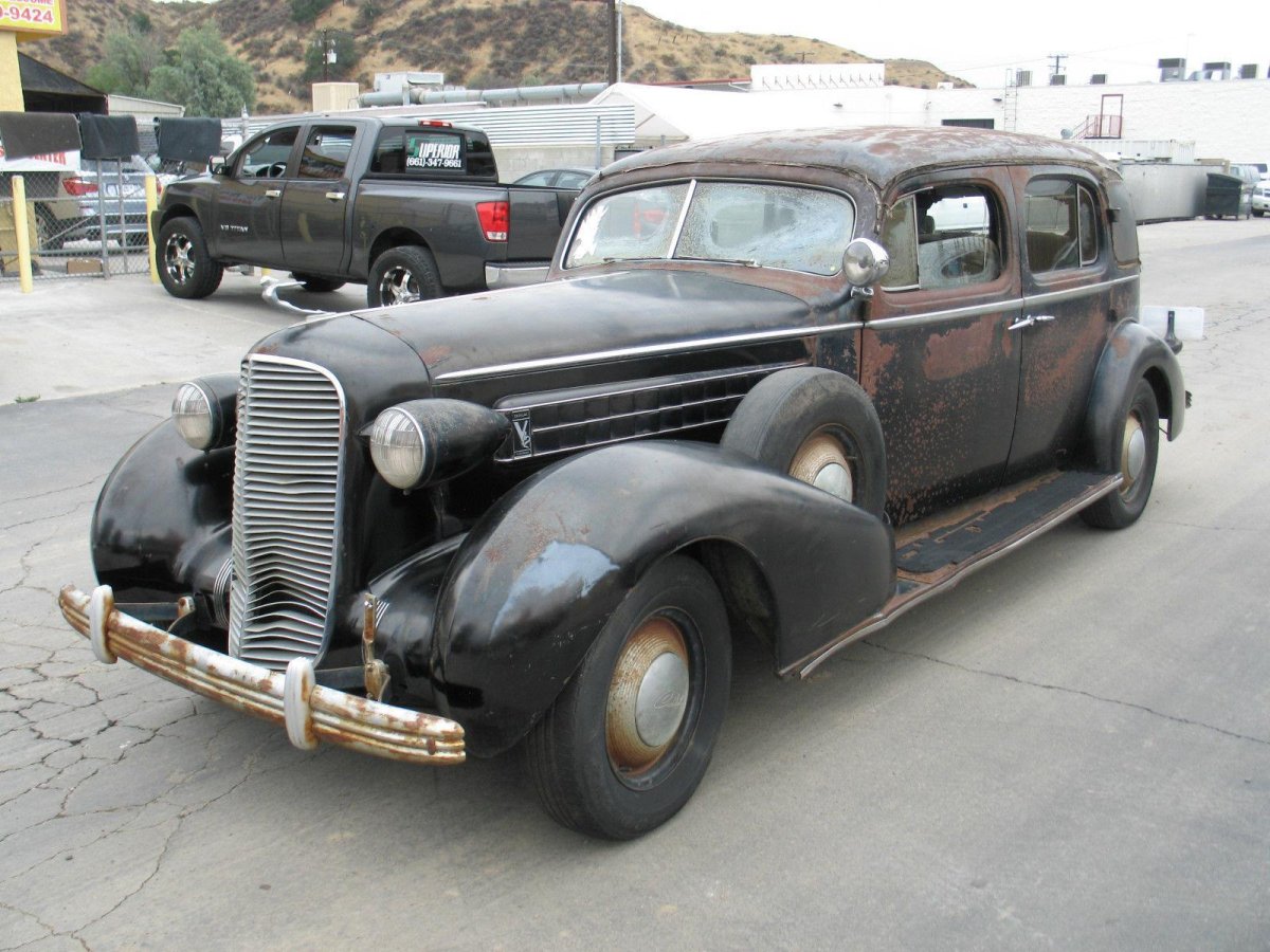 1936 Cadillac Fleetwood Limousine