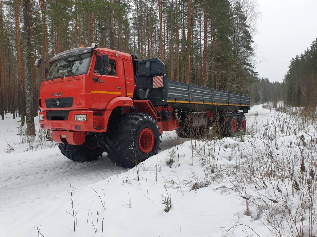 Ямал вездеход 6х6 МАЗ