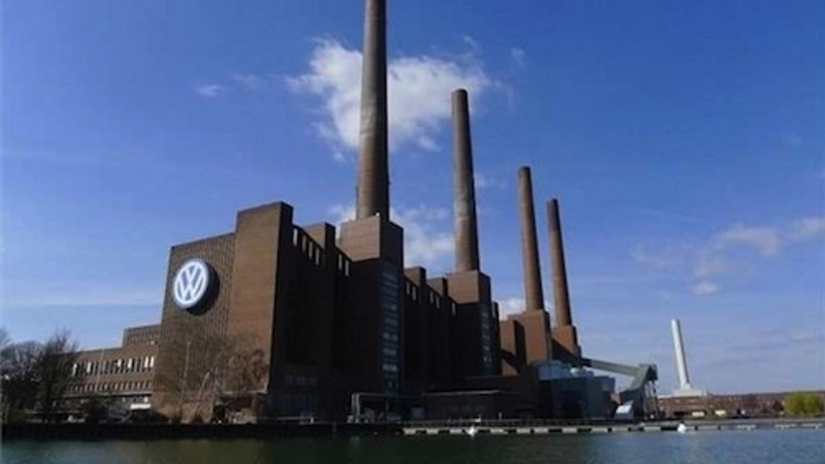 Завод компании «Volkswagen» в городе Вольфсбург